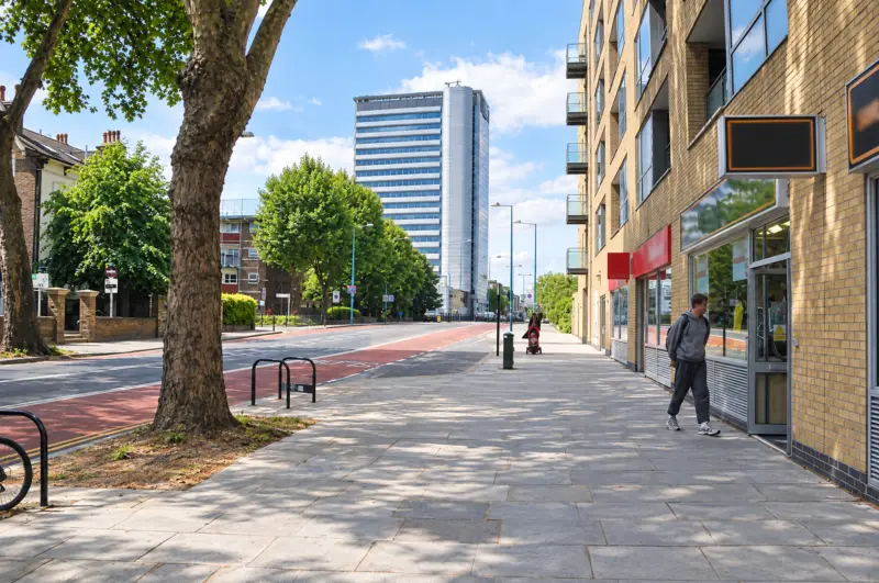 Chiswick High Road